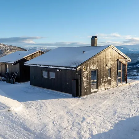 Ski-In Ski-Out Cabin With Panoramic Views
