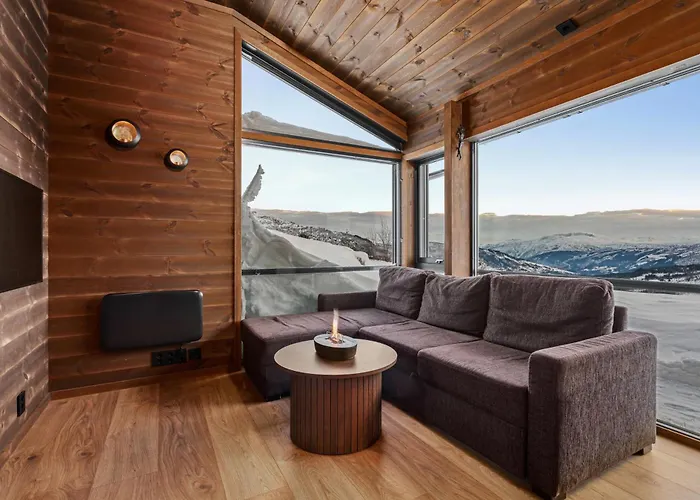 Mountain Cabin With Stunning Views, Extra Space Available *