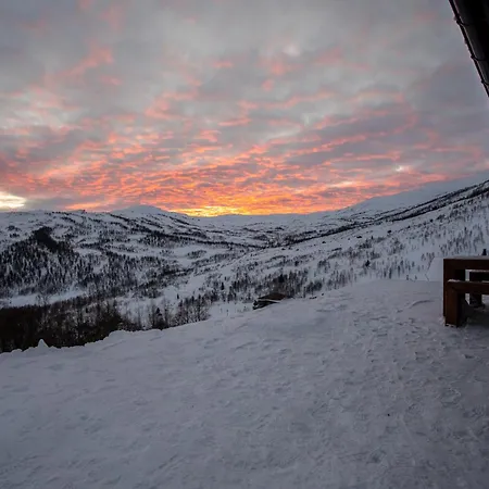 Exclusive Mountain With Spectacular Views At The Of Hodlekve With Possibility Of Extra Unit *